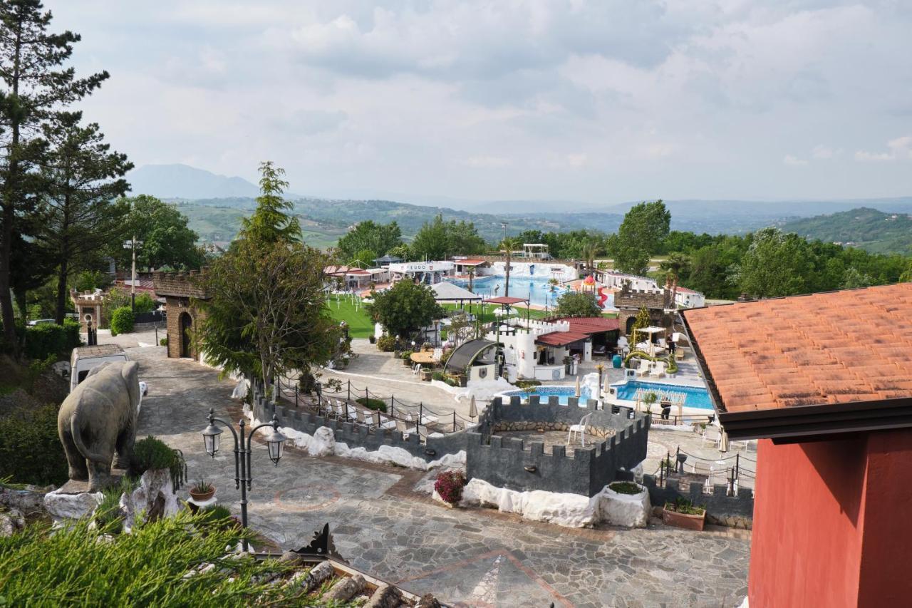 Relais Il Feudo Bed & Breakfast Beltiglio Exterior foto