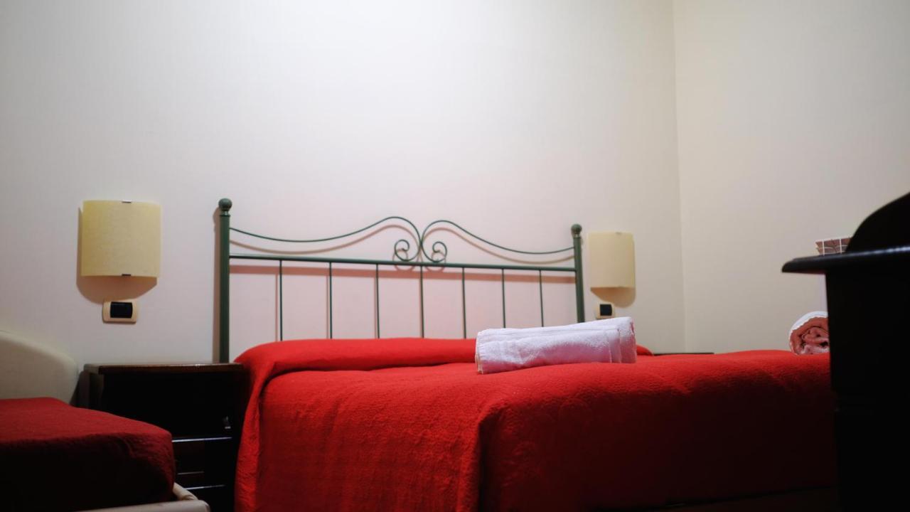 Relais Il Feudo Bed & Breakfast Beltiglio Exterior foto